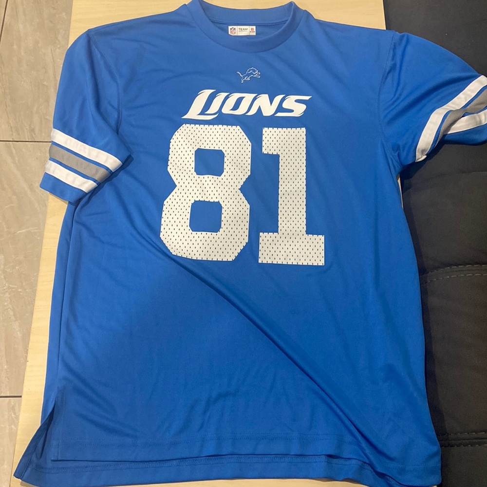 Detroit Lions Calvin Johnson jersey by NFL team apparel.